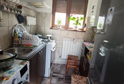 Casa Chercea, doua corpuri cladire, 3 camere, suprafata 256 mp - 8