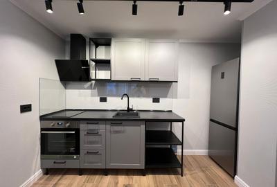 Apartament cu 2 camere semidecomandat în Calea Victoriei