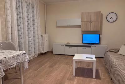 Apartament cu 2 camere decomandat, mobilat în Titan