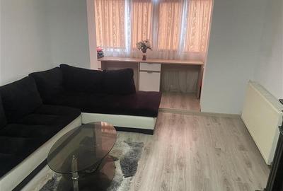 Apartament 4 camere , zona Piata Moldovei -Scoala nr 2 , decomandat 80 mp , imbu - 1