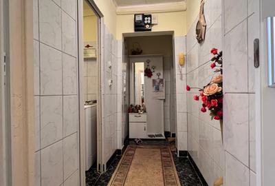 Apartament, in stare buna, zona Dacia, str. Labirint - 4