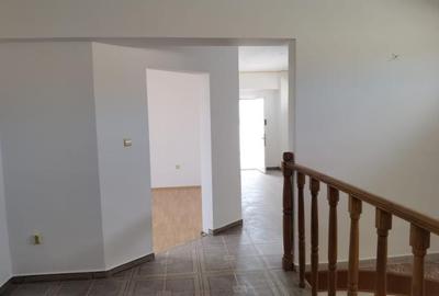 Vila S+P+1 teren=1438 mp, 367mp construiti Varsatura - 16