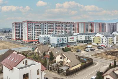 Casă / Vilă cu 4 camere de vânzare în zona Tractorul - 3