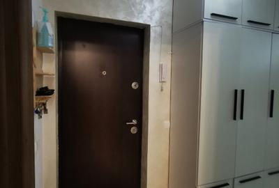 VÂND APARTAMENT 2 CAMERE | 44 MP | COMPLET MOBILAT & UTILAT | PARCARE INCLUSĂ | - 14
