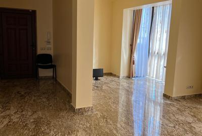Casa spatioasa – zona Centrala - 4
