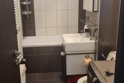 Apartament 3 camere de vânzare - zonă centrală, mobilat și utilat. - 12