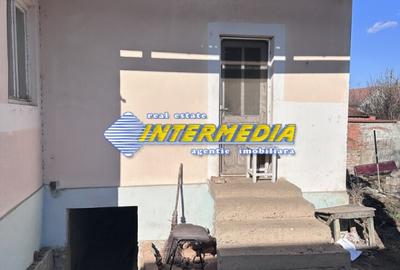 Casa de vanzare I 733 mp teren I Alba Iulia I 3 camere I toate utilitatile I - 4