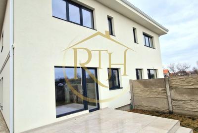 Duplex de vanzare cu 4 camere,2 bai,250 mp teren-Mosnita Veche zona Centrala. - 2