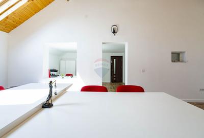 De vânzare casă cu 6 camere, ultracentral – str. Moscovei - 6