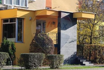 Spațiu comercial, de 100 mp, în Republicii