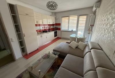 Apartament cu 2 camere semidecomandat în Păcii
