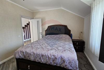 Casă / Vilă cu 7 camere si teren 1000 mp în zona Centrala-Suceava - 59