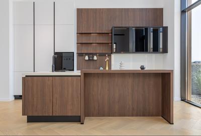 Casă Parter cu Design Minimalist și Piscină - 10