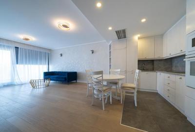 Apartament cu 4 camere semidecomandat în Herăstrău