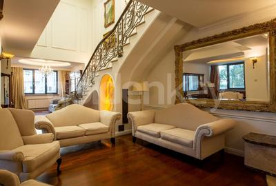 Apartament cu 4 camere in vila | langa Piata Victoriei - 1