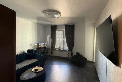 Apartament cu 2 camere  în Asmita Gardens/Sector 4 - 2