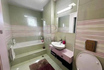 COMPLEX STUDENTESC | 3 CAM | ET. 2 | 2 BAI | CENTRALA | RENOVAT | BOXA - 7