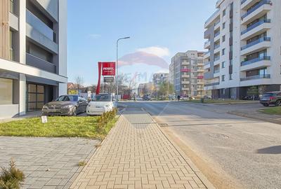 Garsoniera de inchiriat, parcare subterana, etaj 1 | Zona Tractorul - 1