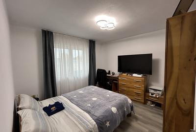 Casă de vânzare, 4 camere, 2 bai - 128 mp utili + 18 mp terasa - Zona Lidl - 10