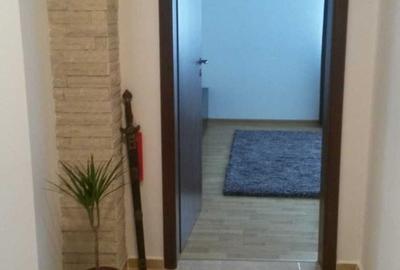 Vanzare Apartament 3 camere -Sebastian-Vulcan - 3