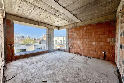 Apartament cu 3 camere decomandat în Moșilor