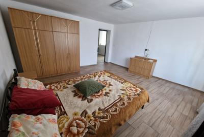 CASA MOBILATA DE INCHIRIAT GHIRODA - 8