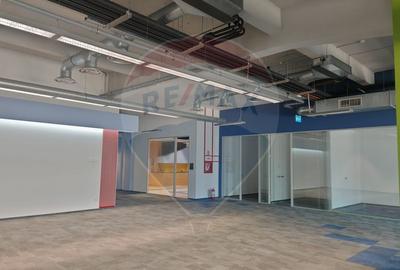 Birou, de 658 mp, în Gară