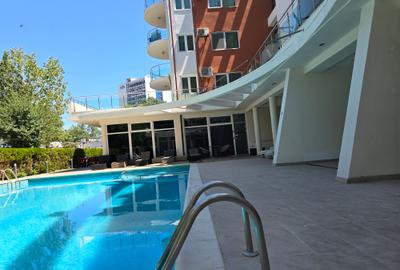 Statiunea Mamaia-Hotel Parc, ap. 2 camere, parter, 56mp,piscina exterioara,liber