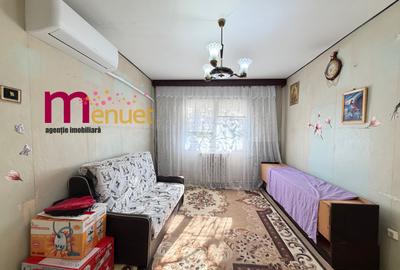 Apartament 2 camere,str.Alunisului,etaj 2 - 1