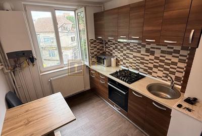 2 camere| Olimpia| apartament superb| balcon inchis| lift| centrala| - 12