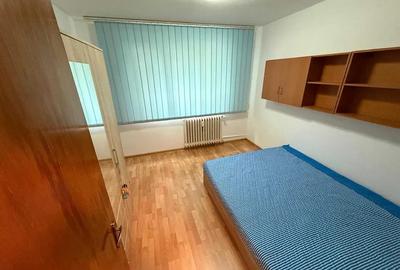 Apartament 2 camere, decomandat, 64 mp, balcon, metrou, 1 Decembrie 1918 - 2