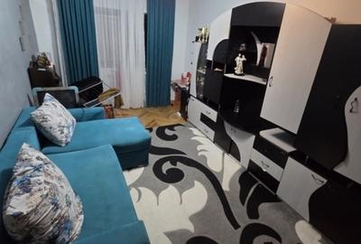 Apartament cu 3 camere decomandat în Alexandru cel Bun
