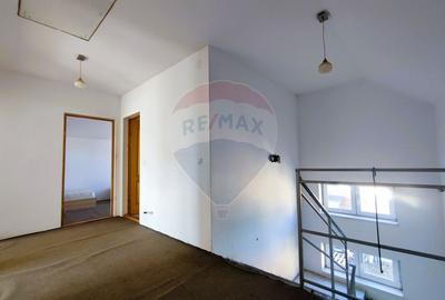 Casă / Vilă cu 5 camere de vânzare - 6