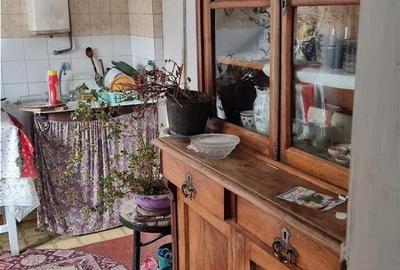 Casa tip duplex, Rm.Valcea, str. N.Iancovescu - 13