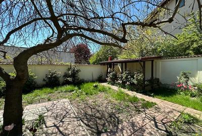 Vila | Sisesti | 10 Camere | Proprietate Rară - 5