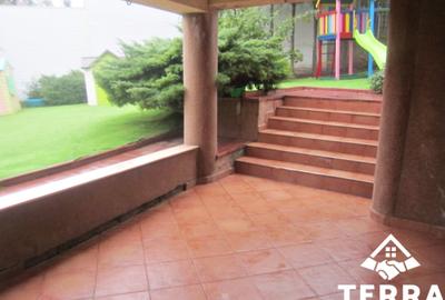 Vilă spectaculoasă cu vedere la mare – zonă exclusivistă Trandafirul - 10