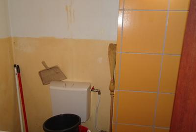 Vand  apartament de 3 camere decomandat in Deva, etaj 2, zona Micro 15, - 10
