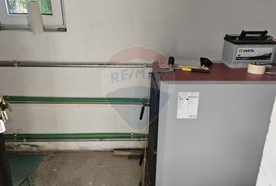 Casă solidă din cărămidă, mobilată, garaj, teren generos – Tarcău - 23