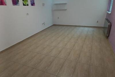 Dorobanti- Clinica medicala , constructie 1995,9 cabinete - 4