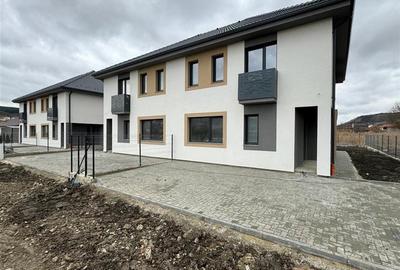 Casa Tip Duplex situata in Chinteni!350 Mp Teren!118 Mp utili! - 1