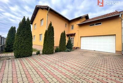 Casa individuala de vanzare, 250 mp, intrare in Dumbravita - V2992 - 1