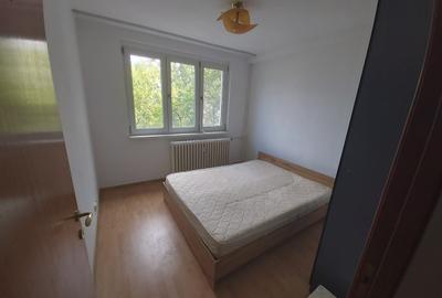 Apartament 3 camere,1 Decembrie metrou,Piata, decomandat, bloc REABILITAT TERMIC - 5