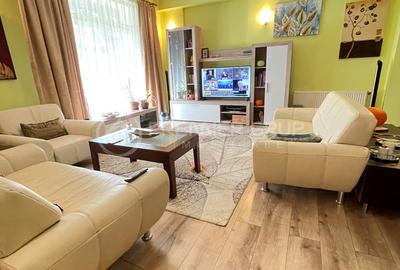 Casă cu 7 camere în Bucium