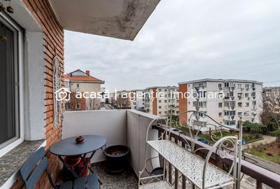 Apartament cu 3 camere decomandat în Alfa