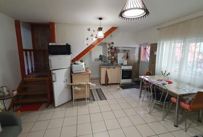 Apartament cu 3 camere semidecomandat în Drumul Taberei