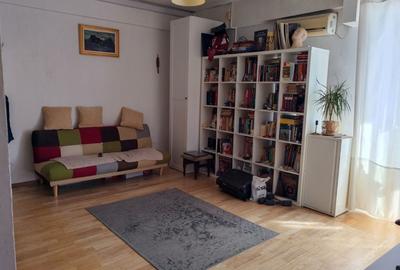 Apartament de inchiriat 2 camere- zona Calea Calarasilor - 1