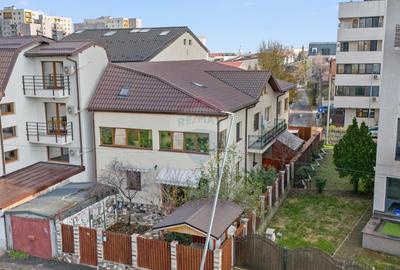 Casa / Vila cu 6 camere de vanzare - Oraselul Copiilor - 1