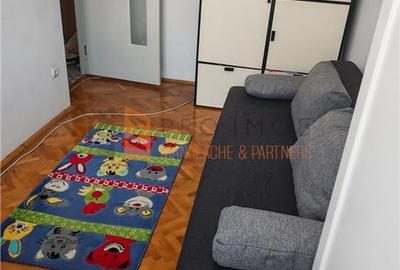 Apartament 3 camere cf 1 semidecomandat in zona Crang - 9