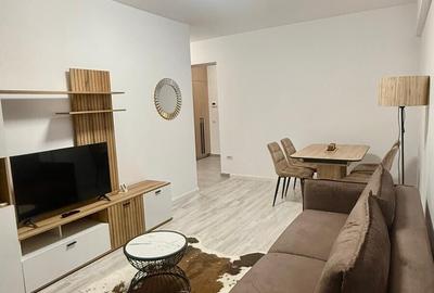 Apartament cu 2 camere decomandat, mobilat în Central