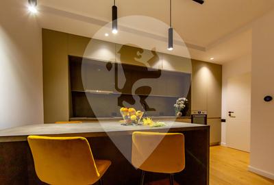 Apartament cu 3 camere decomandat, mobilat în Centrul Istoric